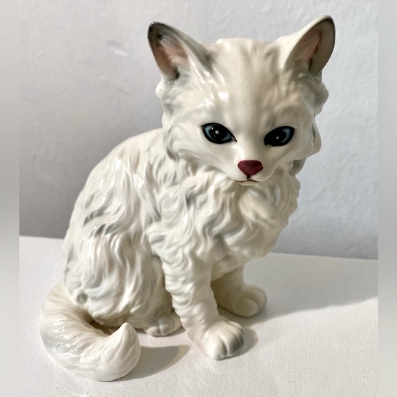 Vintage Lefton Persian MCM Ceramic Cat made in Japan. - Picture 1 of 7
